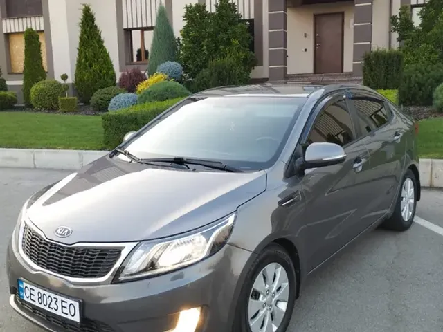 Kia Rio - фото 4