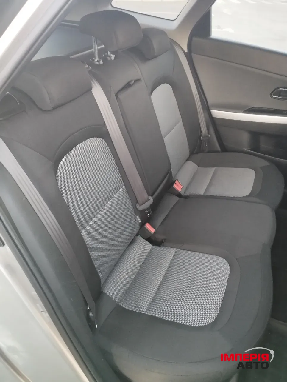 Kia Ceed - фото 18