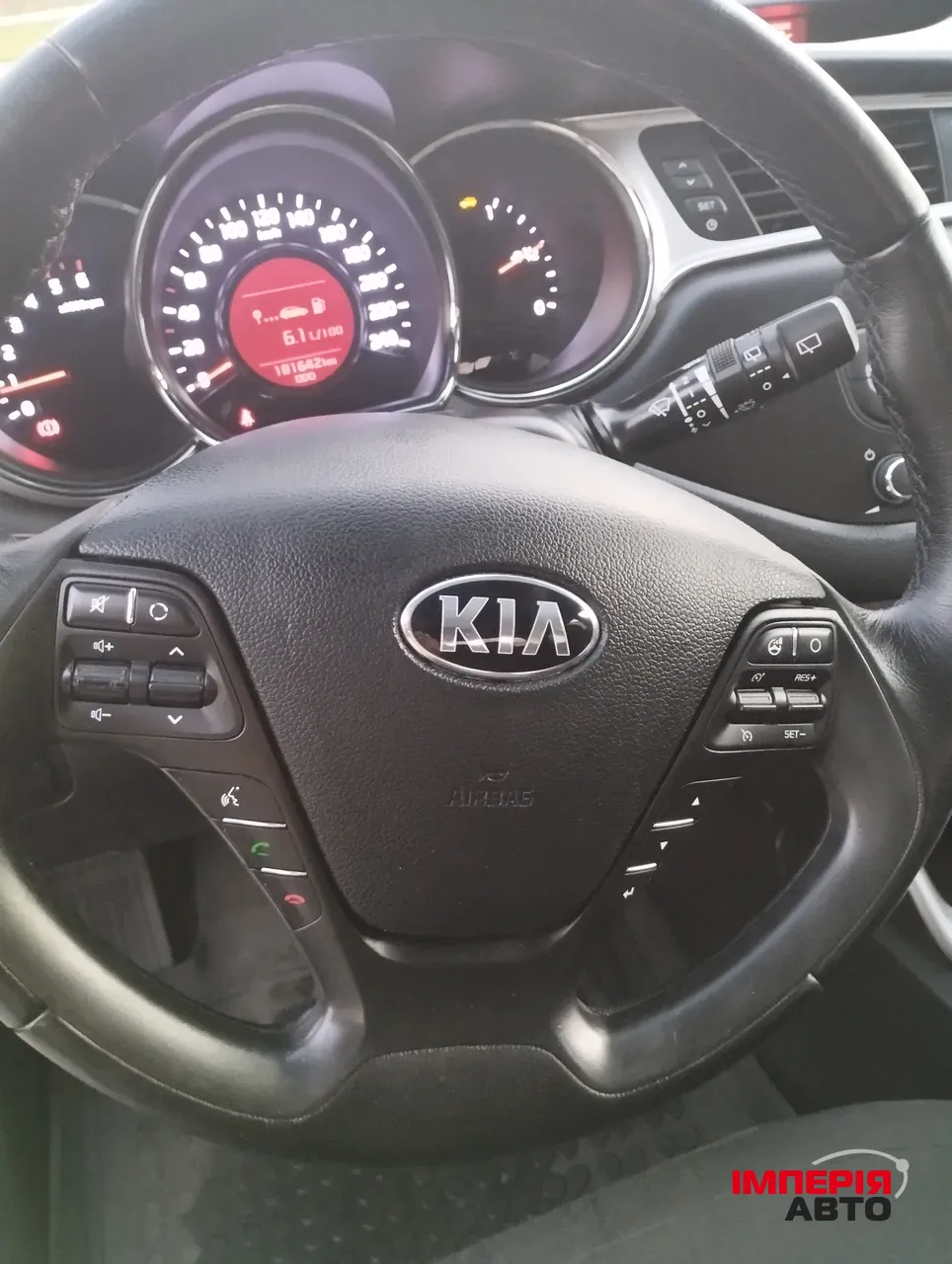 Kia Ceed - фото 11