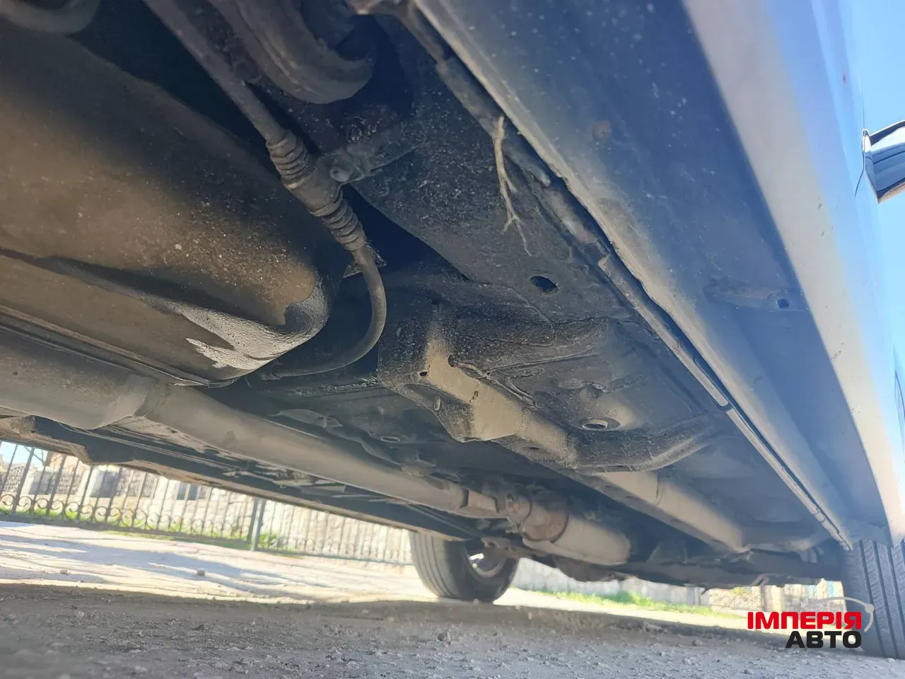 Citroen C-Crosser - фото 9