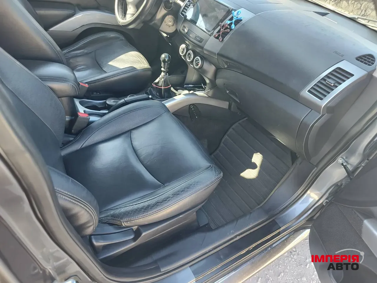 Citroen C-Crosser - фото 22