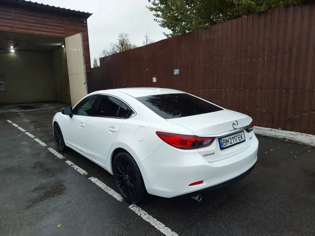 Mazda 6 - фото 4
