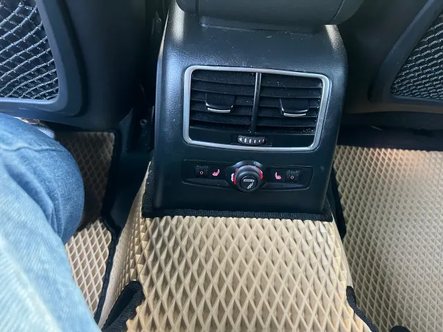 Audi A6 - фото 5