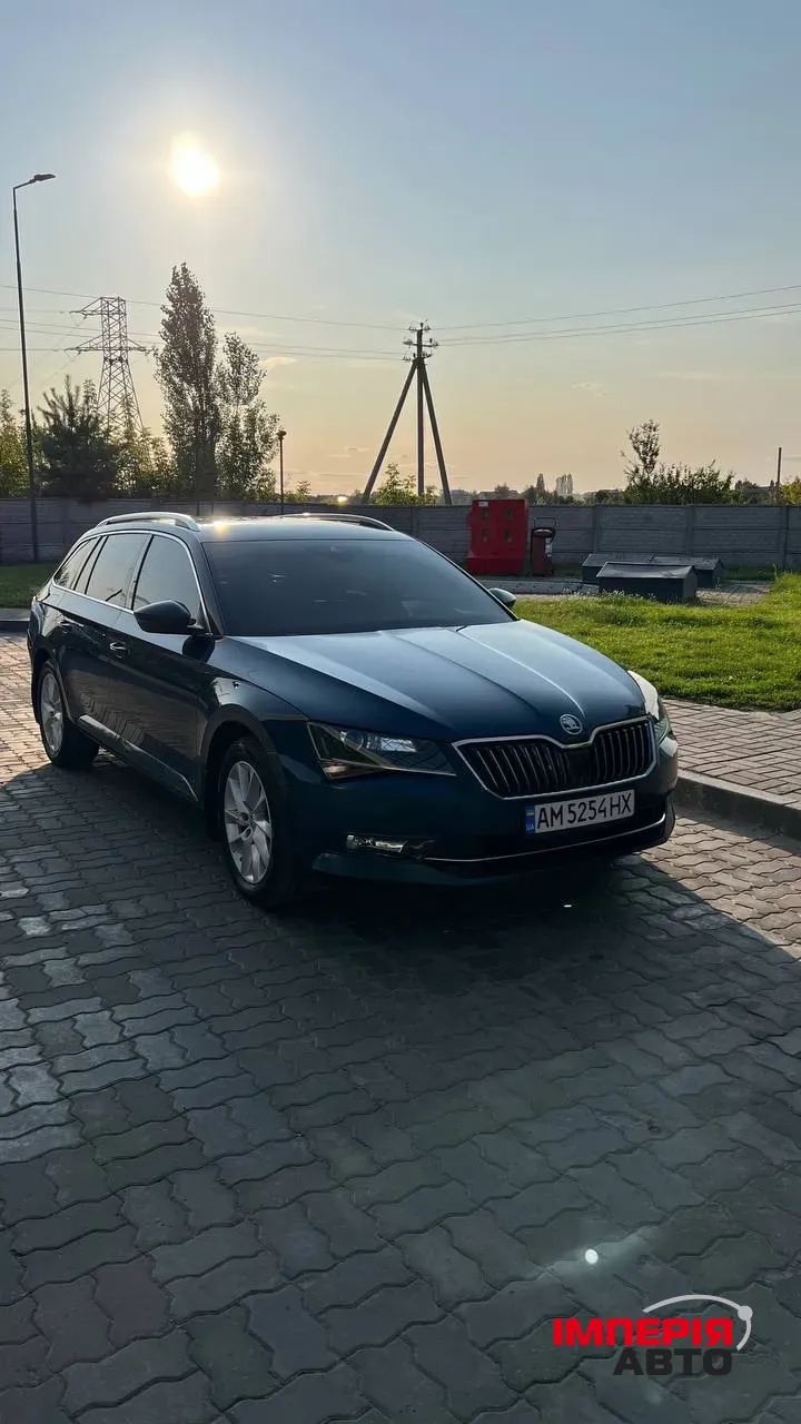 Skoda Superb - фото 5