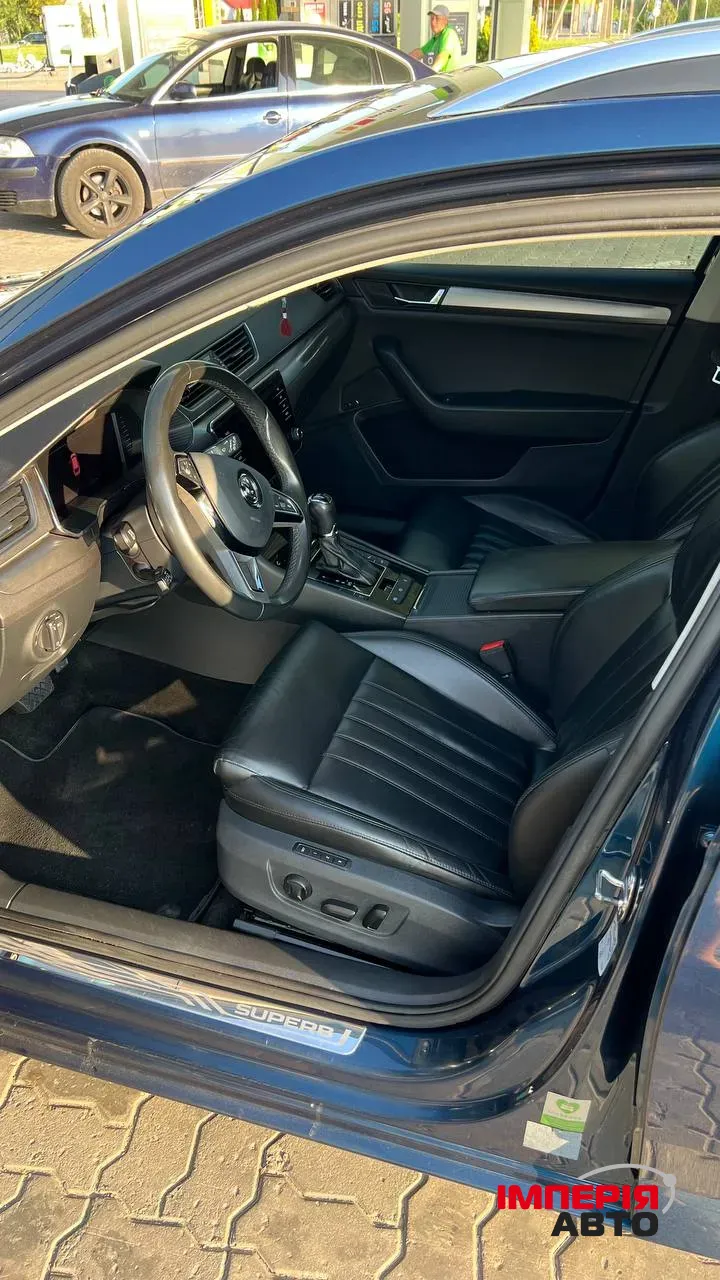 Skoda Superb - фото 23