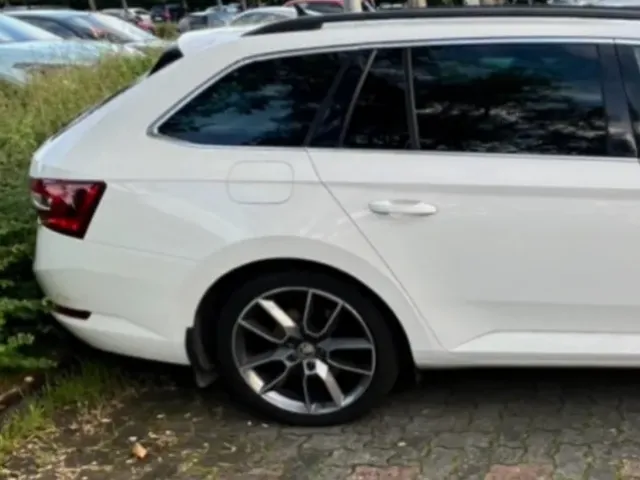 Skoda Superb - фото 4