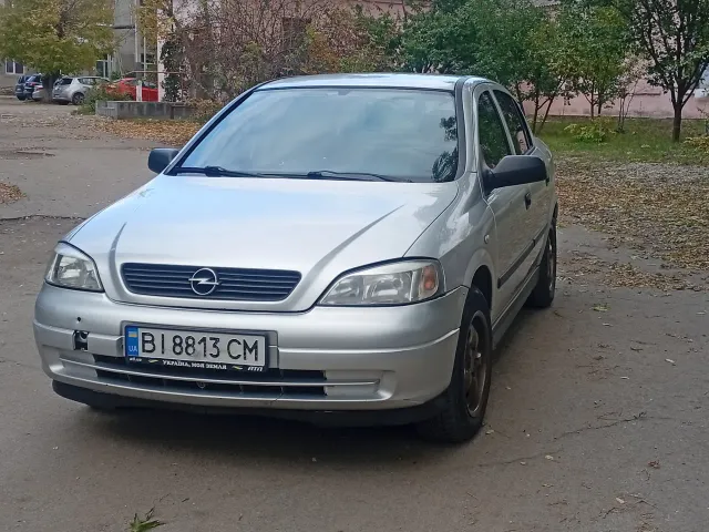 Opel Astra - фото 4