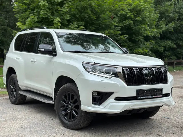 Toyota Land Cruiser Prado - фото 1