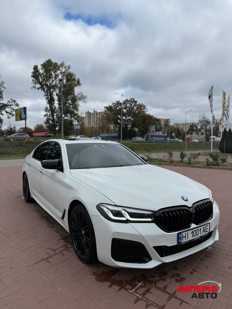 BMW 5 серії - фото 1