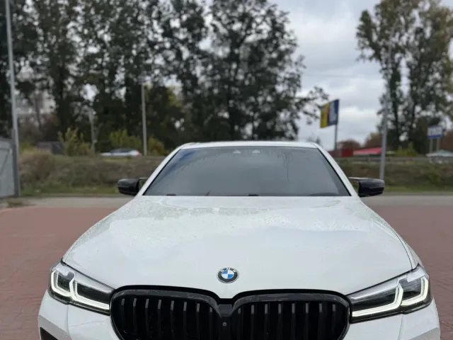 BMW 5 серії - фото 3