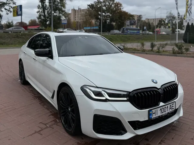 BMW 5 серії - фото 1