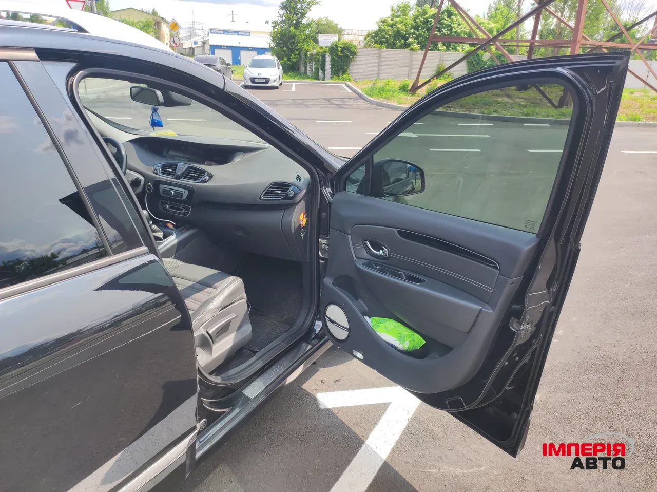 Renault Scenic - фото 28