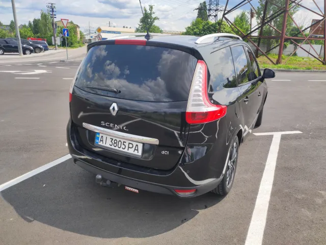 Renault Scenic - фото 4