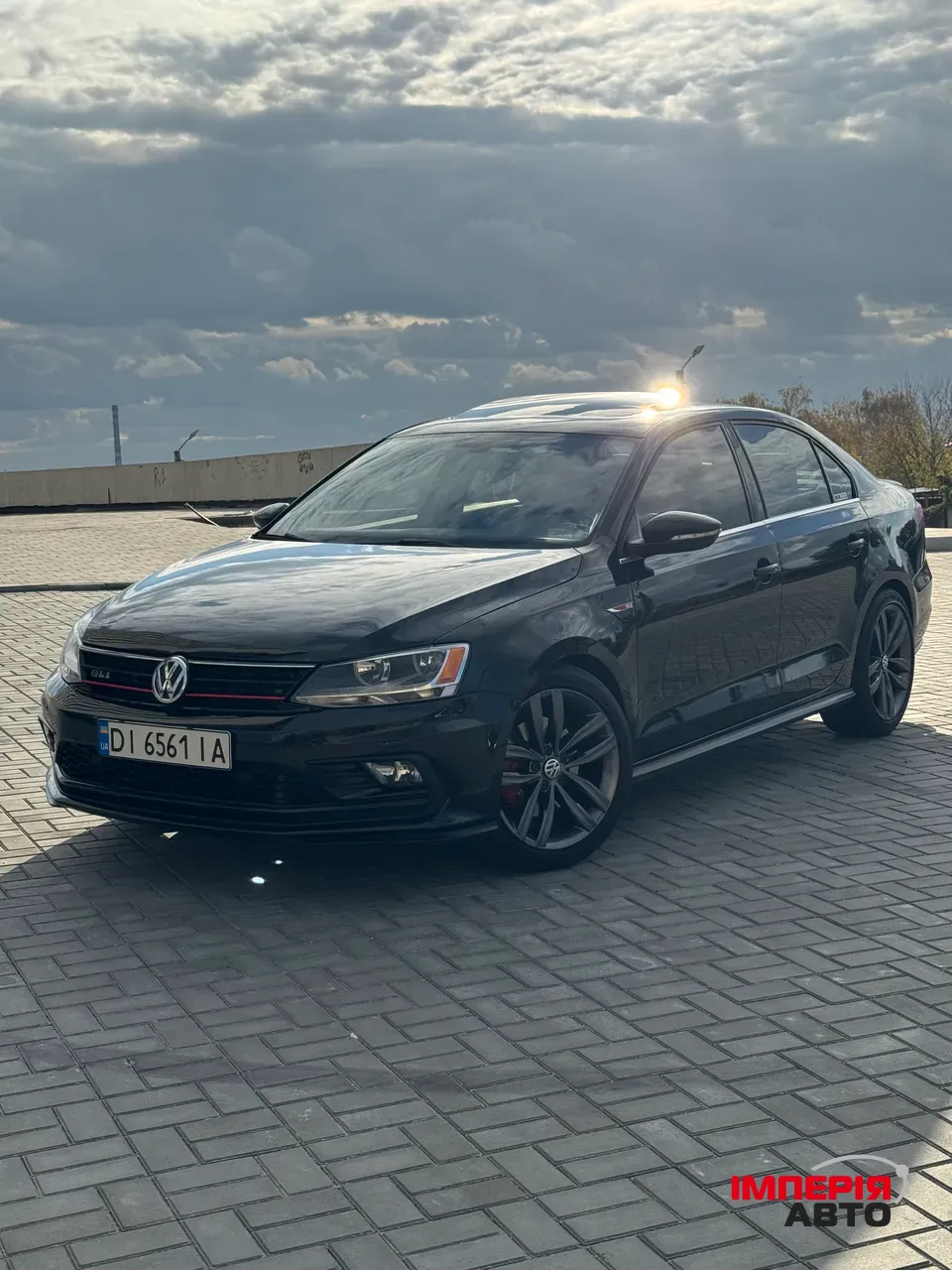 Volkswagen Jetta - фото 4