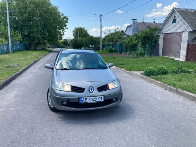 Renault Megane - фото 5