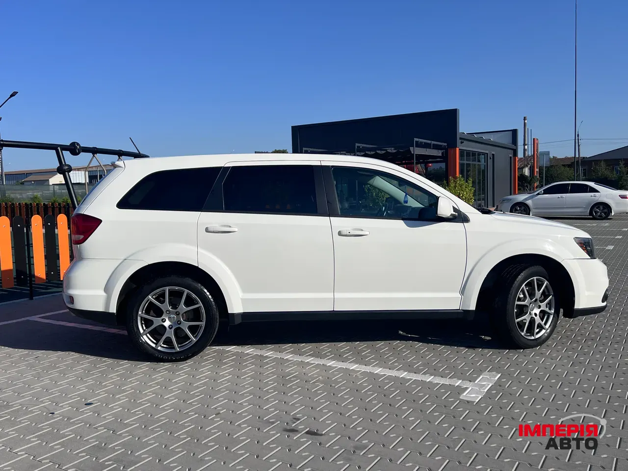 Dodge Journey - фото 3