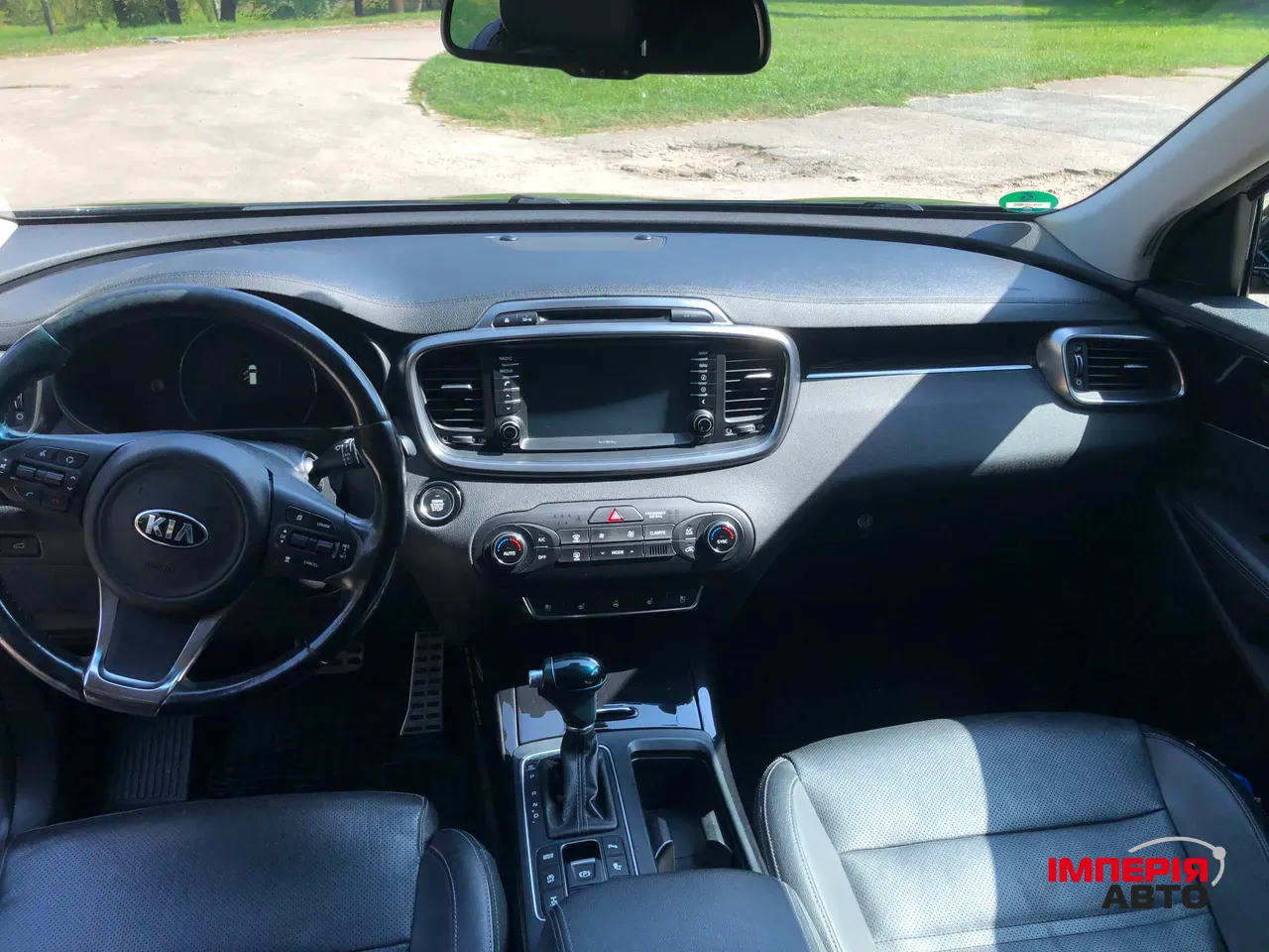 Kia Sorento - фото 11