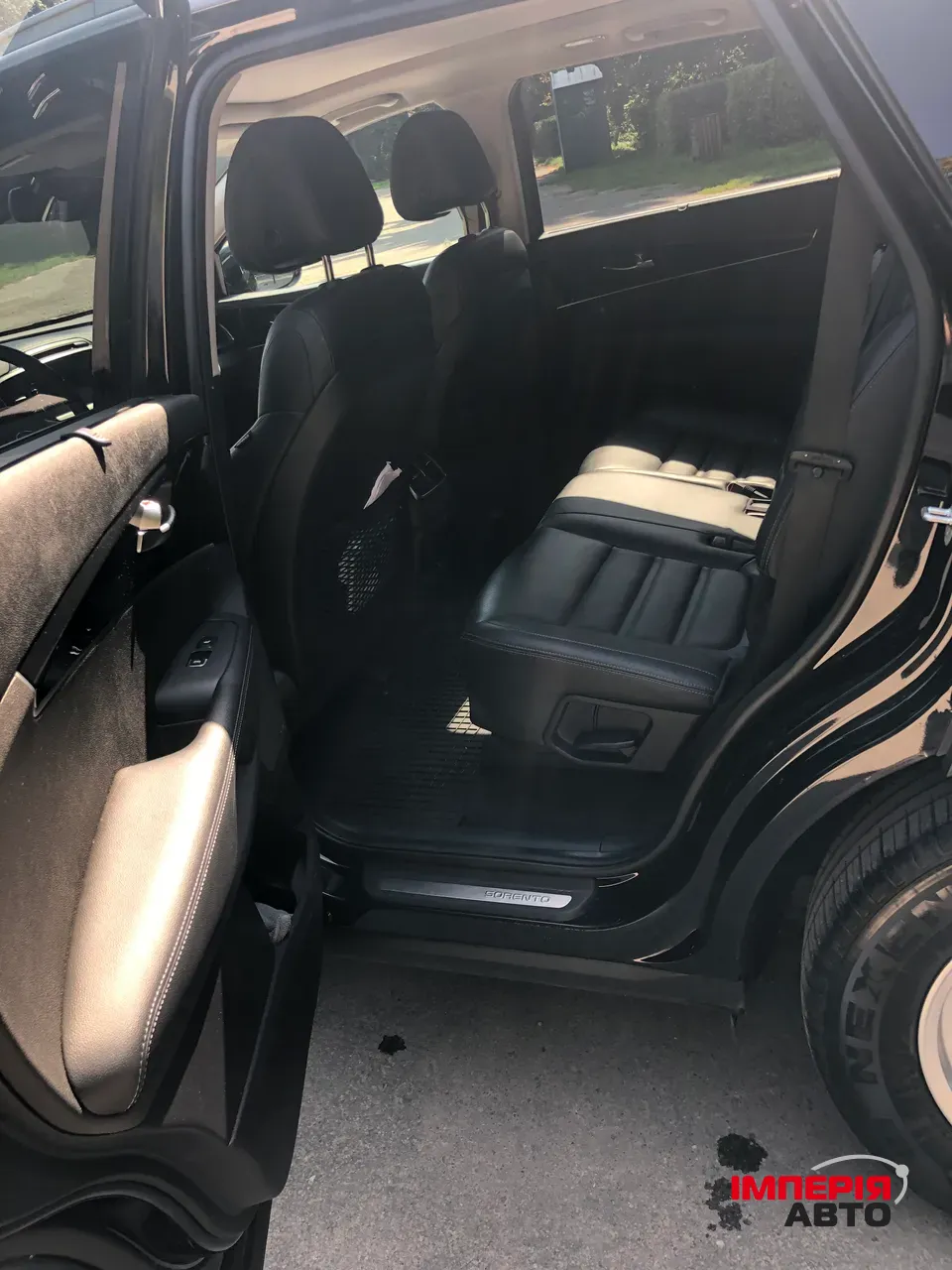 Kia Sorento - фото 8