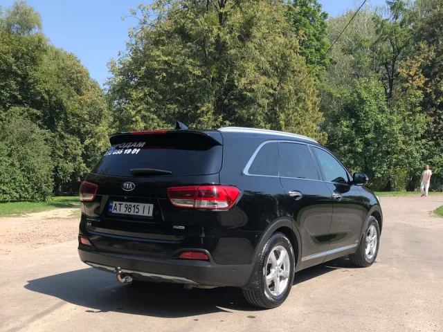 Kia Sorento - фото 3