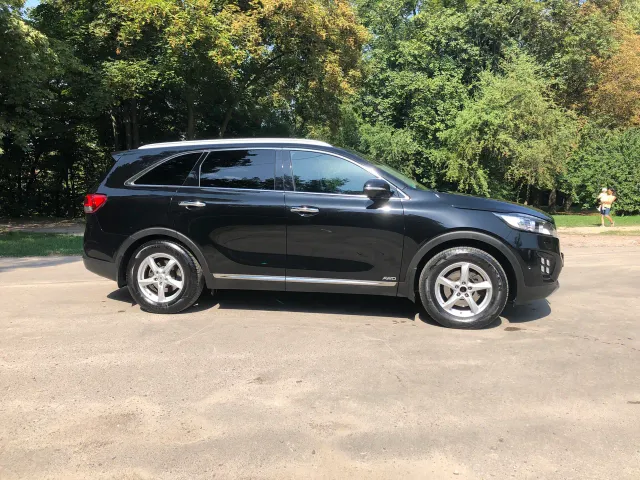 Kia Sorento - фото 5