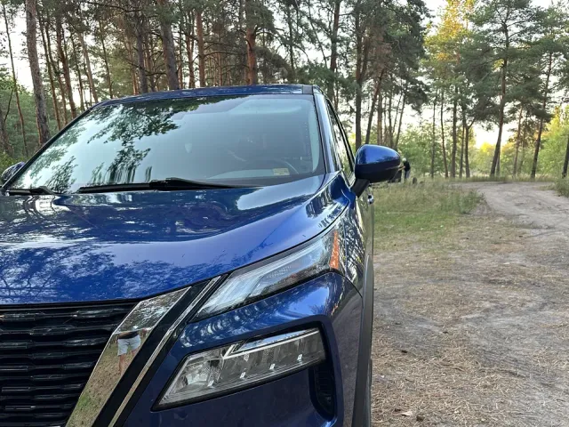 Nissan Rogue - фото 1