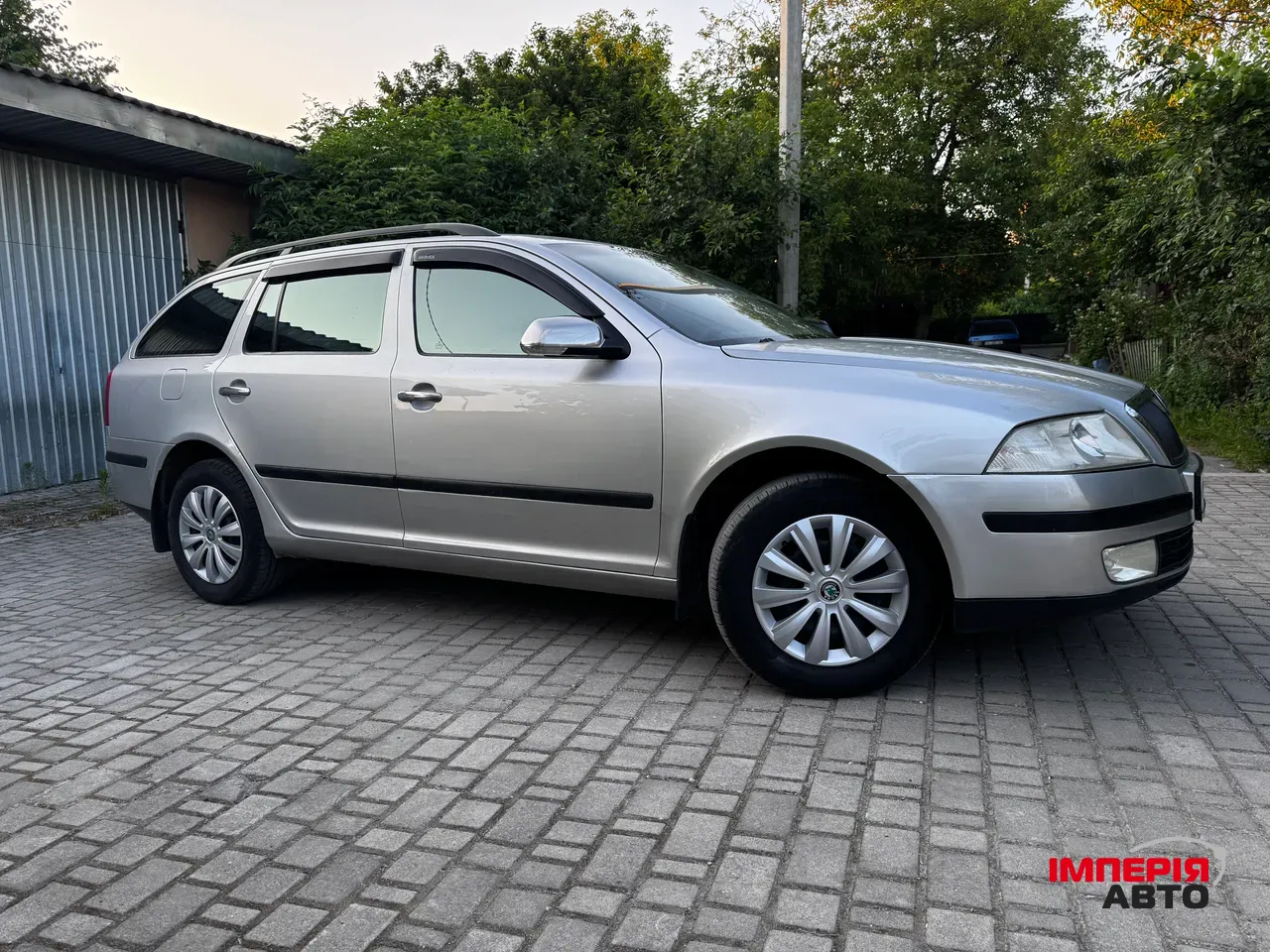 Skoda Octavia - фото 4