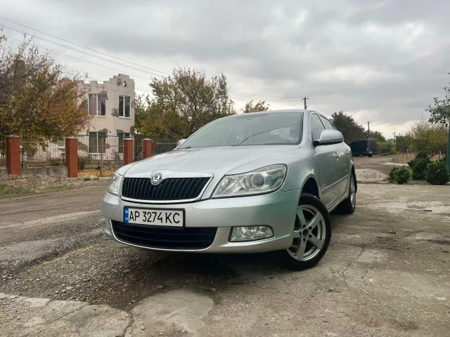 Skoda Octavia - фото 1