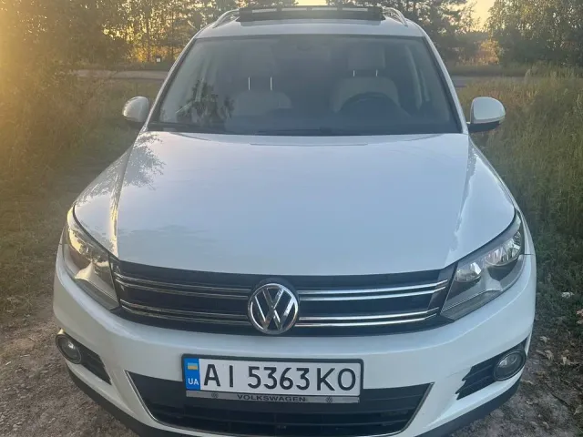 Volkswagen Tiguan - фото 1