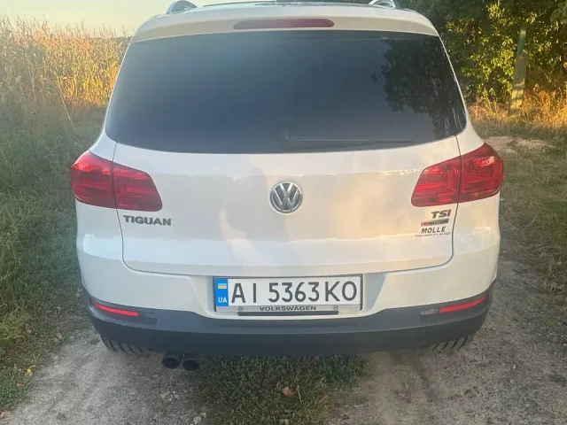 Volkswagen Tiguan - фото 2