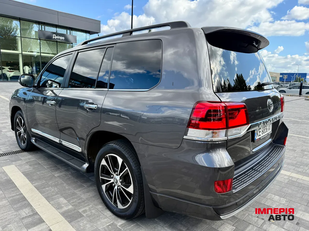 Toyota Land Cruiser - фото 7