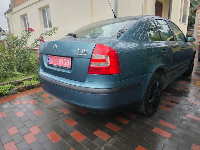 Skoda Octavia - фото 2