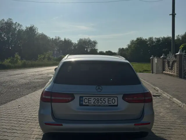 Mercedes-Benz E-Класс - фото 3