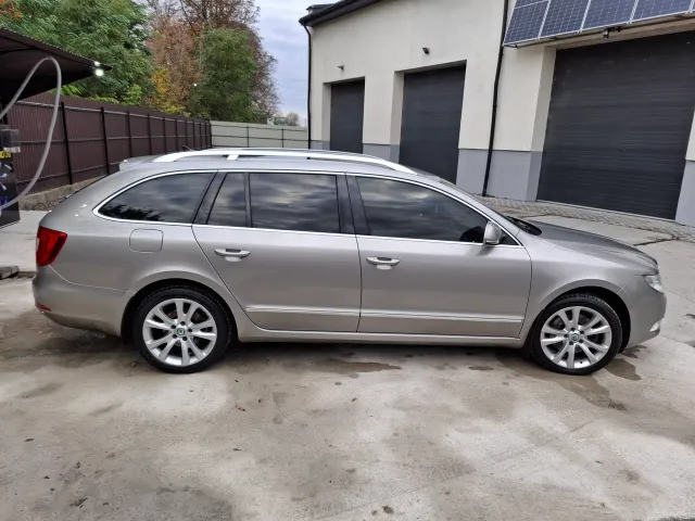 Skoda Superb - фото 3