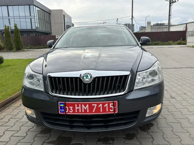 Skoda Octavia - фото 4