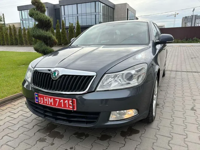 Skoda Octavia - фото 5