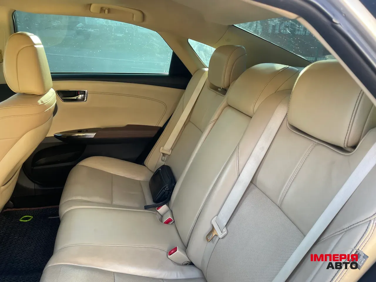 Toyota Avalon - фото 8