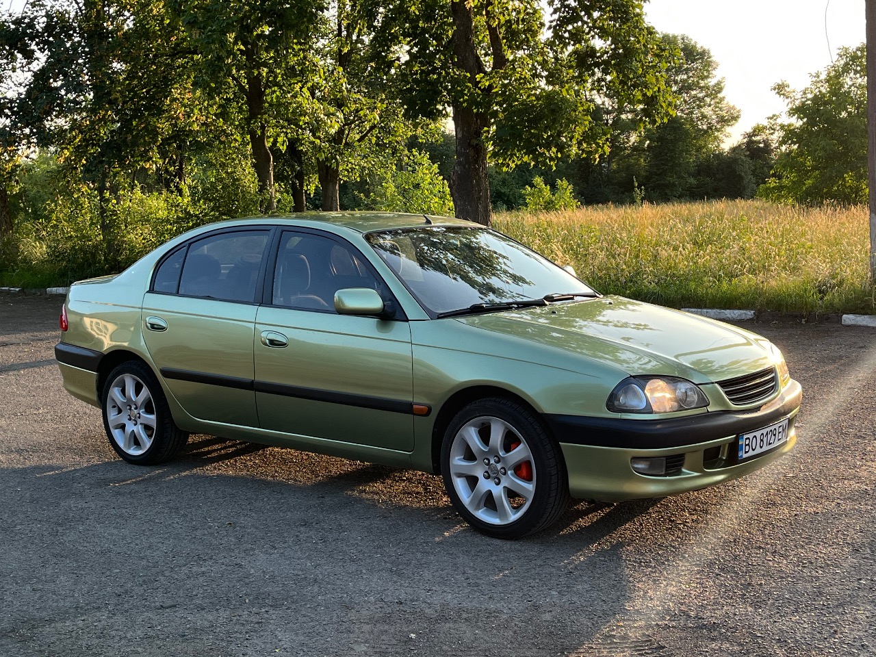 Toyota Avensis - фото 17