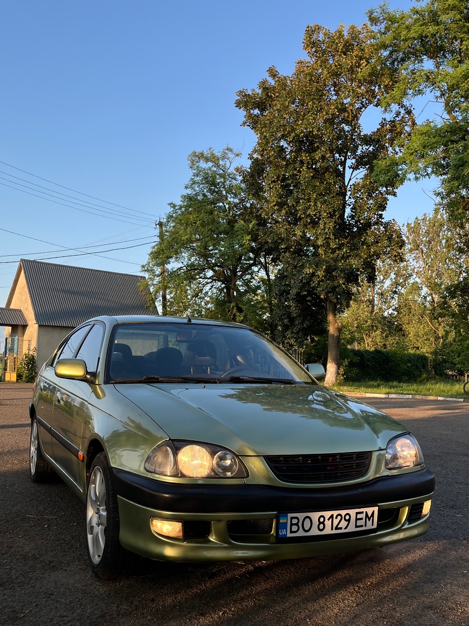 Toyota Avensis - фото 13