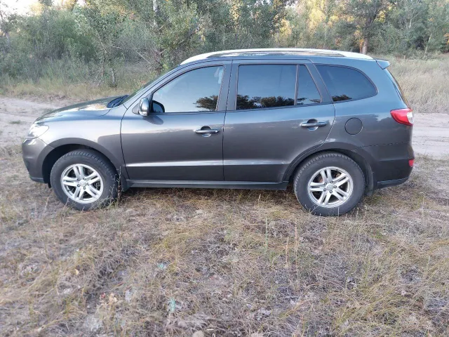 Hyundai Santa Fe - фото 1