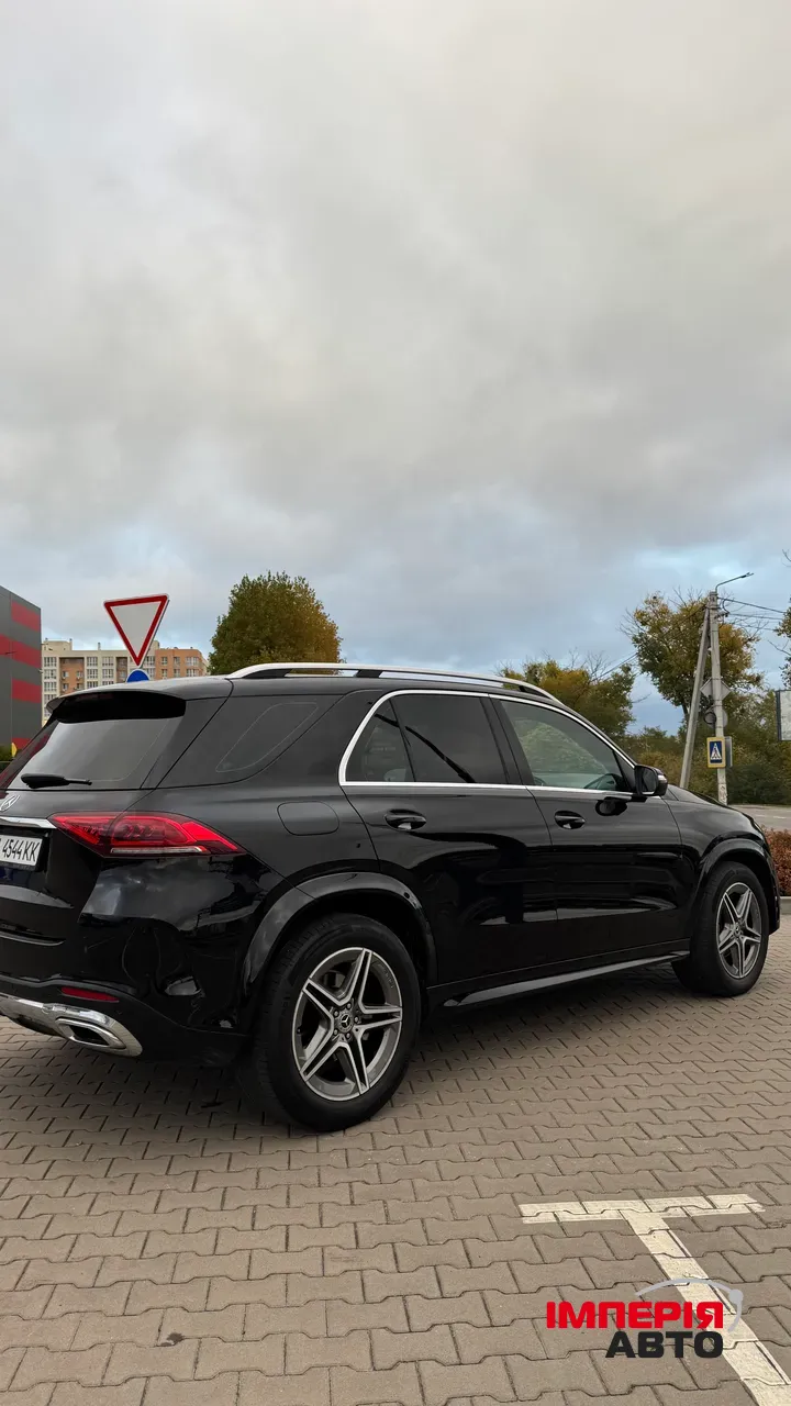Mercedes-Benz GLE - фото 3
