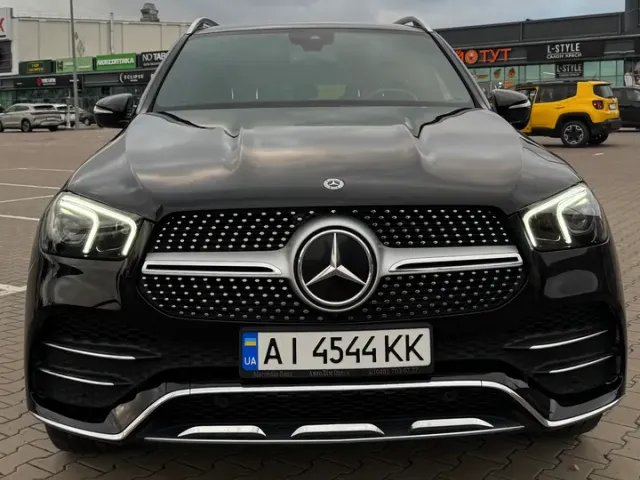 Mercedes-Benz GLE - фото 1