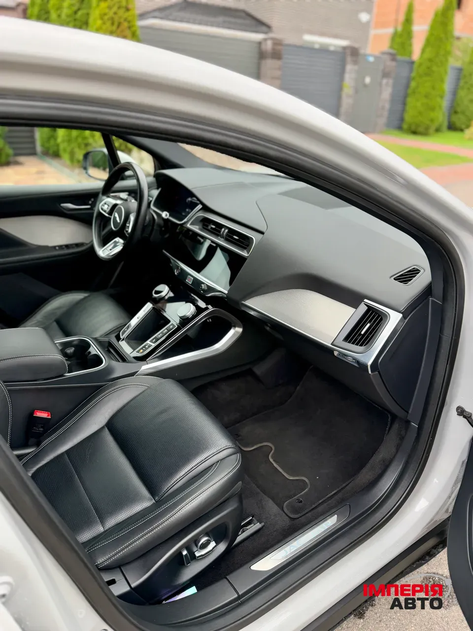 Jaguar I-Pace - фото 44