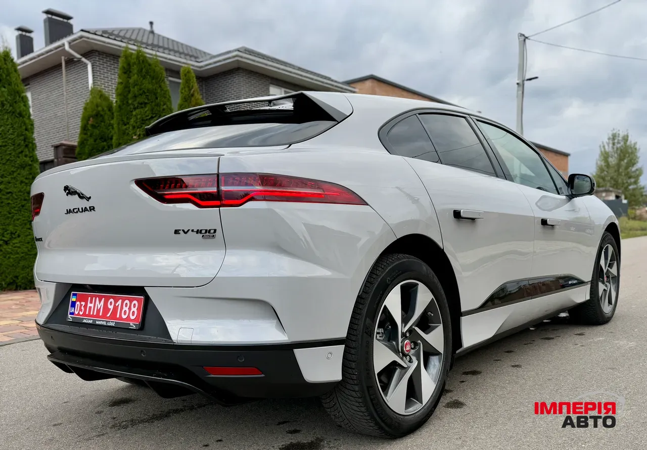 Jaguar I-Pace - фото 19