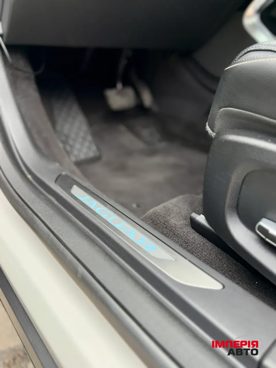 Jaguar I-Pace - фото 53