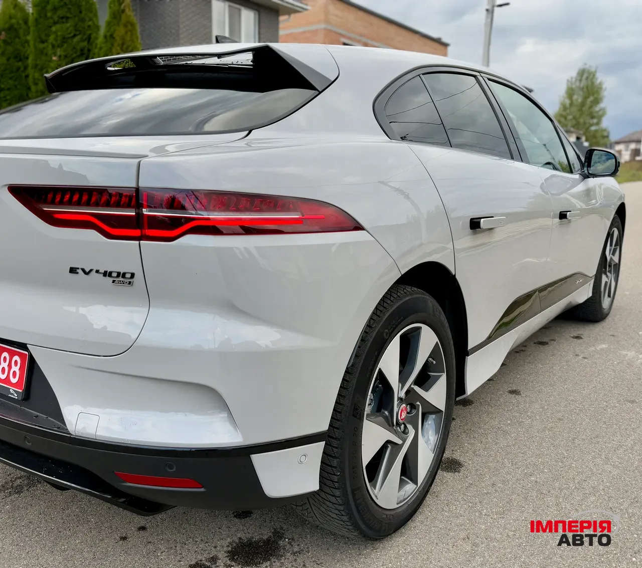 Jaguar I-Pace - фото 15