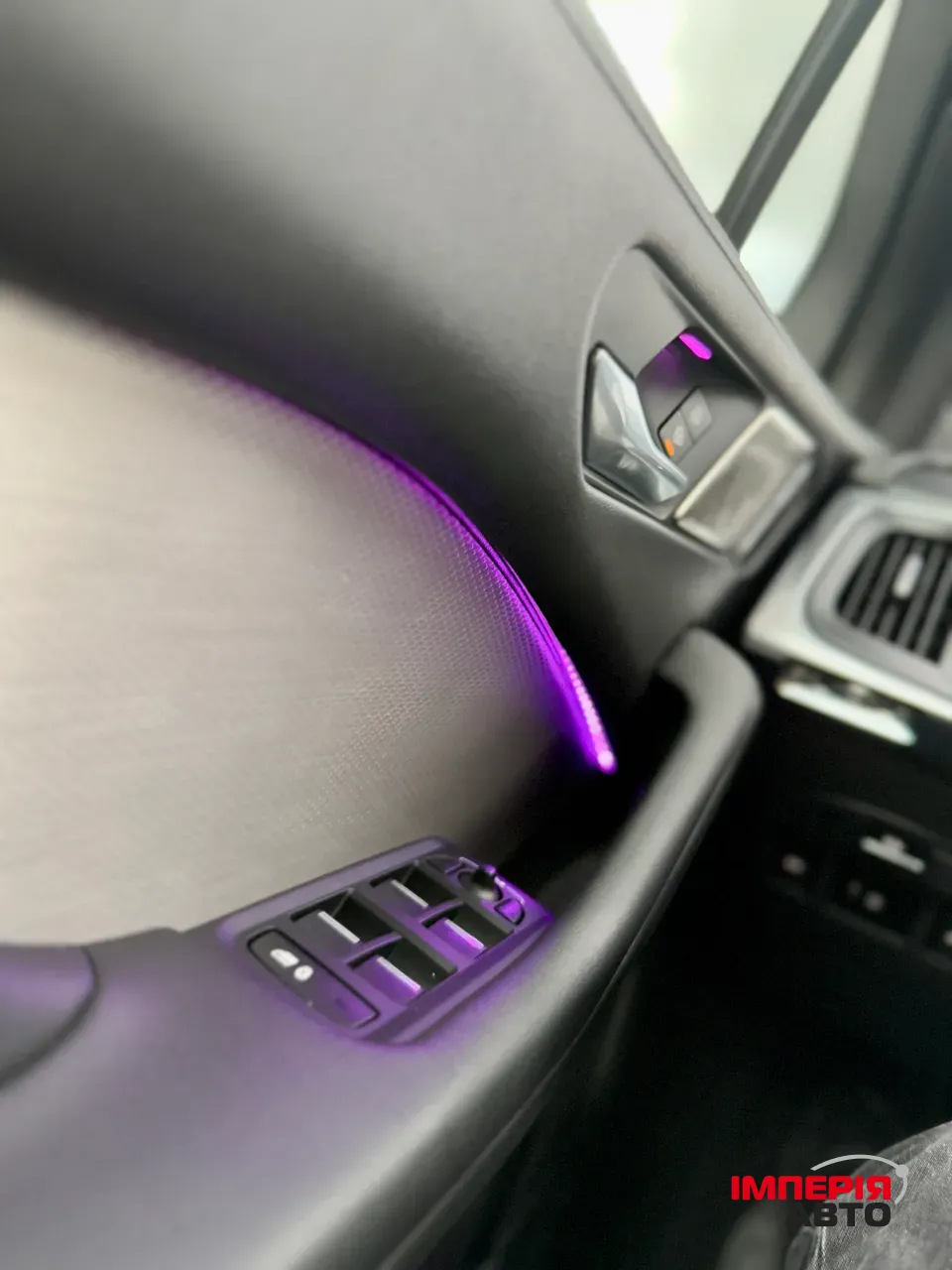 Jaguar I-Pace - фото 76