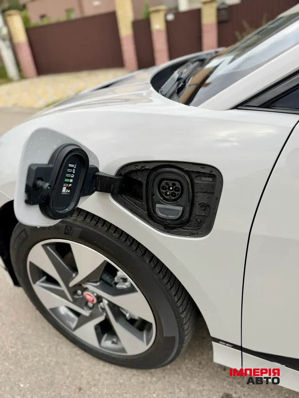 Jaguar I-Pace - фото 26