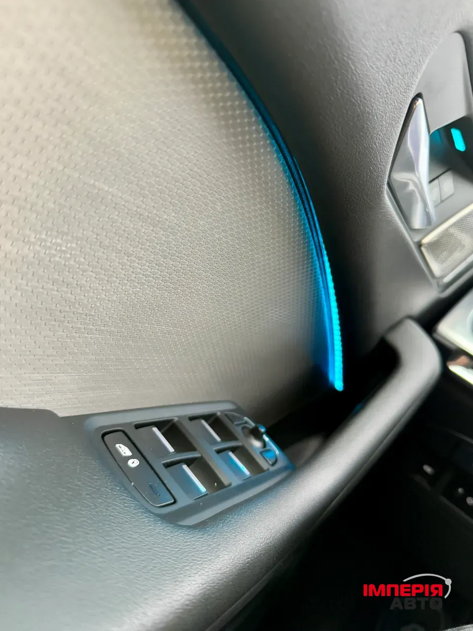 Jaguar I-Pace - фото 77