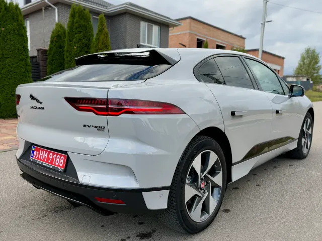 Jaguar I-Pace - фото 5