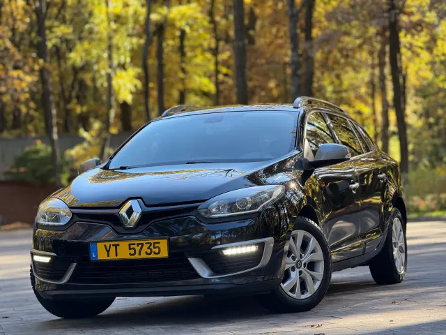 Renault Megane - фото 2